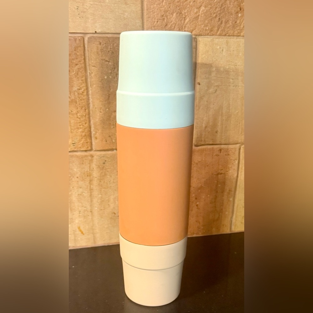 🍶🧡Stylish Orange and Cream Thermos Tumbler with Glasses🧡🍶